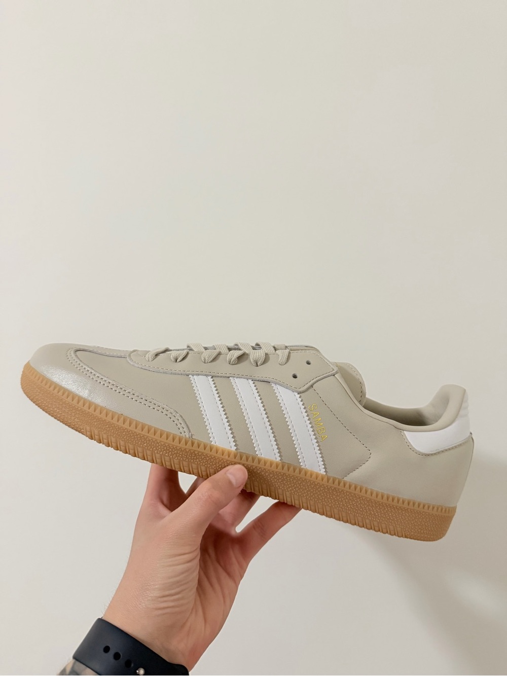 Adidas Mens Samba Classic Leather Sneaker - Beige/White